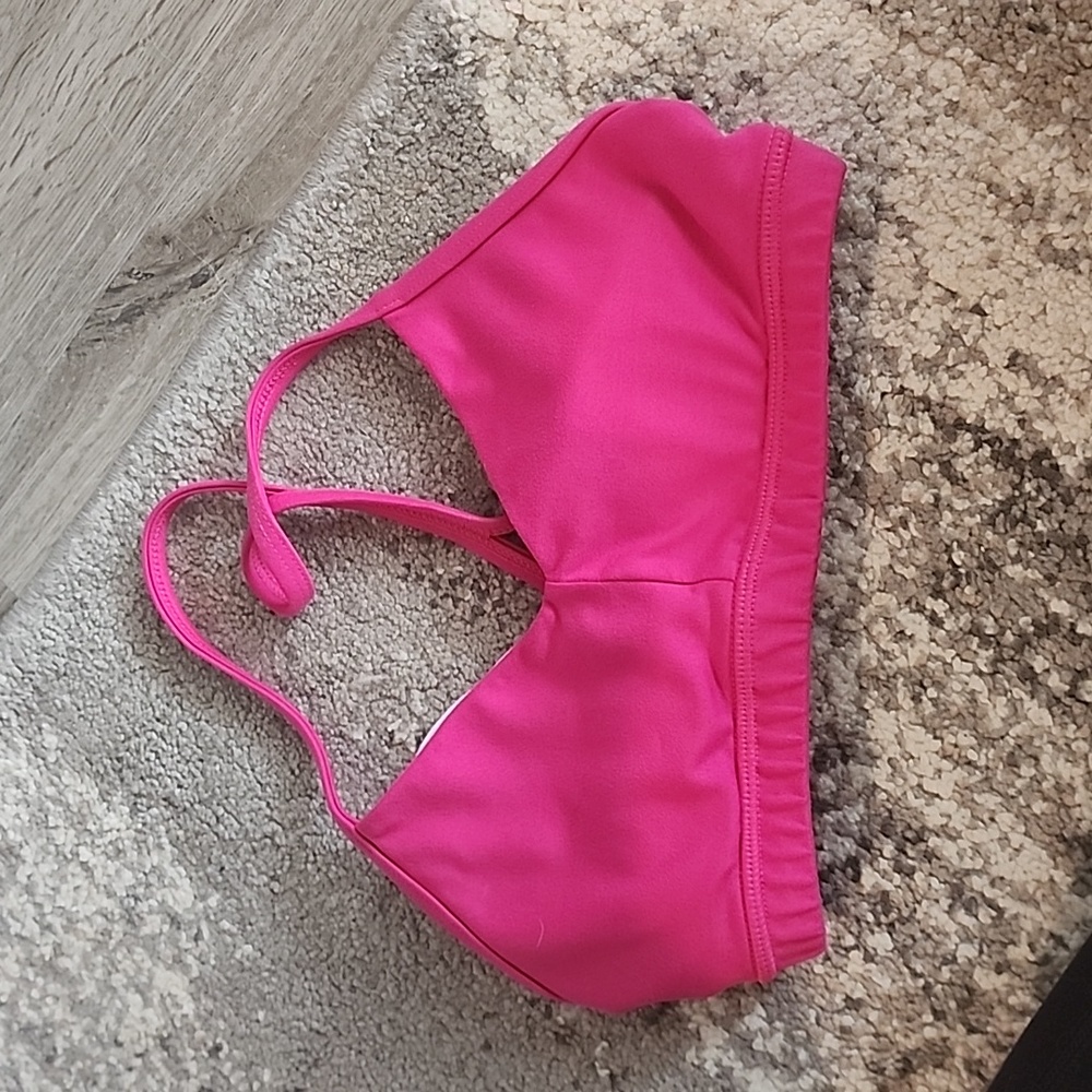 Like New Fleo Sports Bra